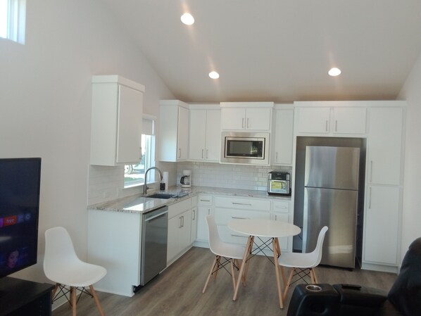 Fridge, microwave, dishwasher, coffee/tea maker - NEW Casita, Located in upscale neighborhood on large lot. Private, safe, luxury. (Leander)