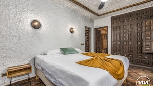 3 habitaciones y caja de seguridad en la habitación 