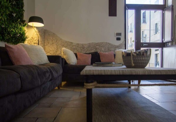 Imagen sin descripción, 1 de 36, botón