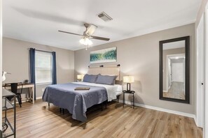 2 bedrooms, desk, iron/ironing board, free WiFi