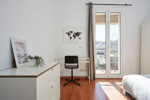 3 chambres, fer et planche à repasser, Wi-Fi gratuit