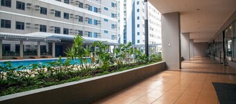 Furnished Studio @Green2 Dasma Pool+Wi-Fi+Netflix