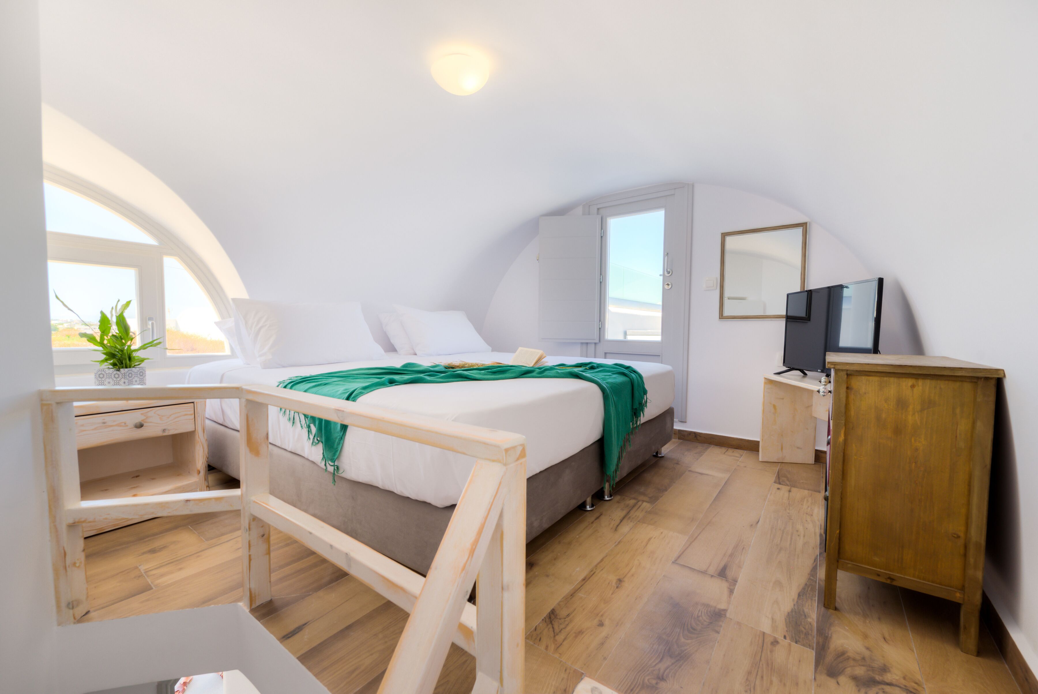 Crystal Villas Santorini 2