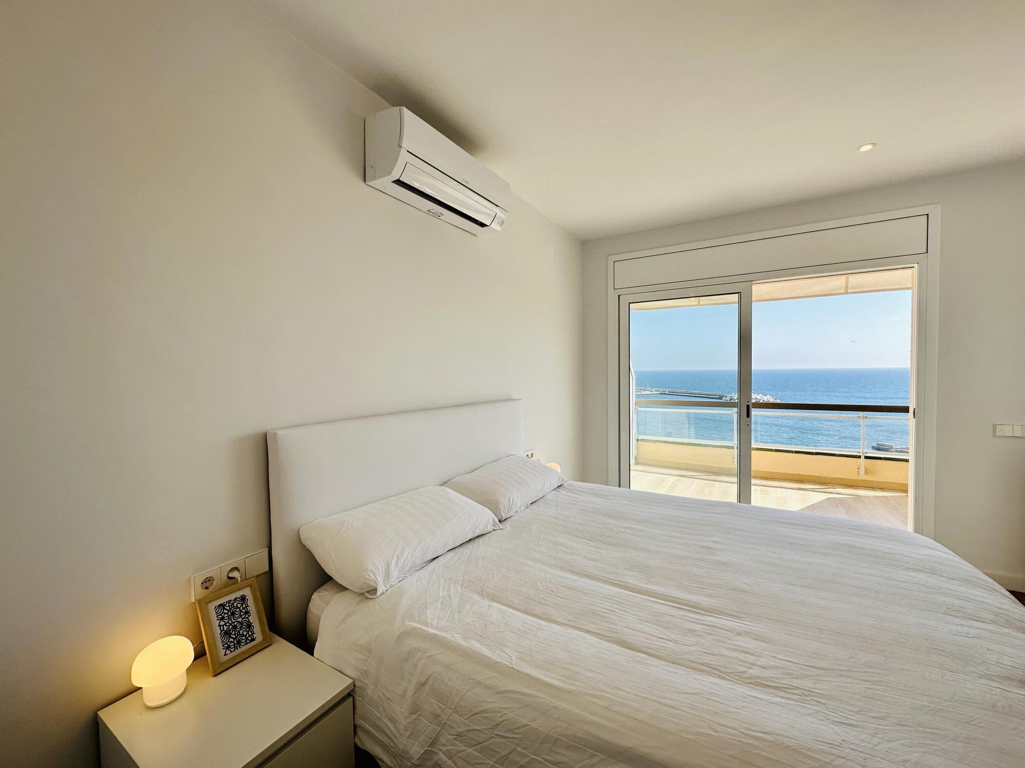 3 bedrooms, iron/ironing board, Internet, bed sheets