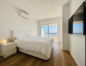 3 bedrooms, iron/ironing board, Internet, bed sheets - Sunrise - Shippable Apartment on the Bay (Sant Feliu de Guíxols)