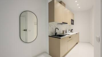 Fridge, microwave, coffee/tea maker, electric kettle