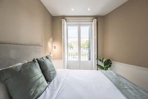 2 slaapkamers, een strijkplank/strijkijzer, gratis wifi, beddengoed