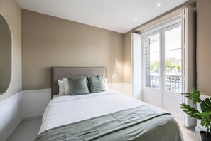 2 bedrooms, iron/ironing board, free WiFi, bed sheets - Incredible design apartment 1ºCI (Madrid)