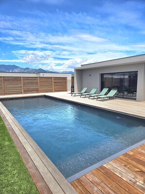 Pool - Villa 14 Personnes, Piscine Chauffee 13x4 , Proche DES Plages (Lecci)