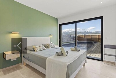 Villa 14 Personnes, Piscine Chauffee 13x4 , Proche DES Plages