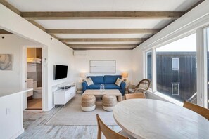 TV, offices