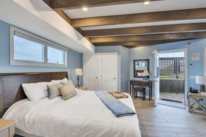 WiFi - A Touch of Ocean Studio, 1 BTH & Balcony Apt! (Amagansett)