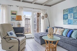 Fernseher, Tischtennisplatte