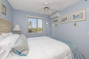 1 bedroom, iron/ironing board, WiFi - Unit 1712: 1-Bedroom | 1st Floor-Ocean Front | Ocean Edge (Amagansett)