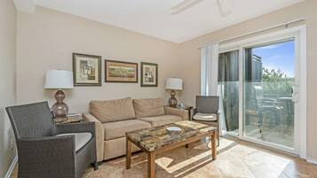 Televisie en een tafeltennistafel