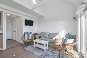 TV, offices - Modern Minimalist 1BR w/ Loft, Steps to the Shore! (Amagansett)