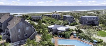 Unit 1817: 1-Bedroom | 1st Floor-Garden View | Dunes East