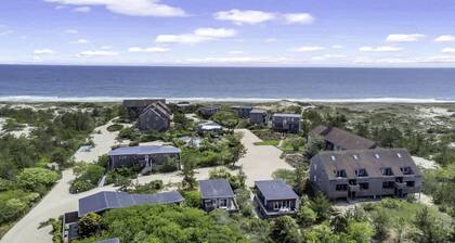 Unit 1827: 1-Bedroom with Loft | 2nd Floor-Partial Ocean View | Dunes East