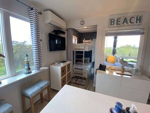 1 Schlafzimmer, Bügeleisen/Bügelbrett, WLAN