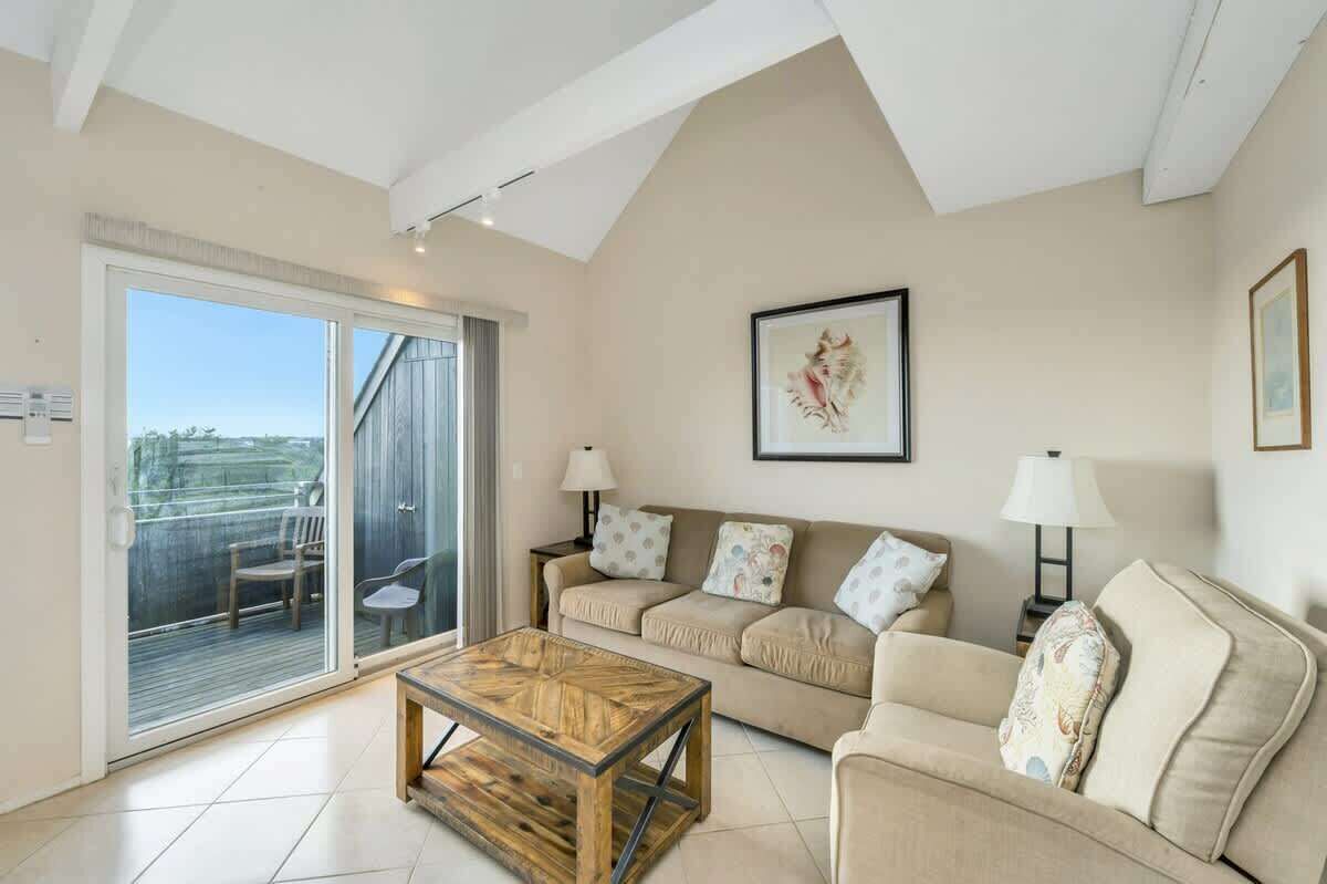 Télévision, table de tennis de table