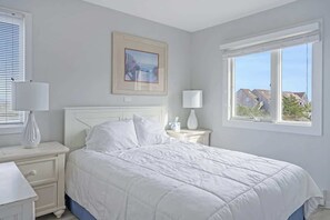 1 bedroom, WiFi - Chic Suite in Amagansett with 3 Comfy Beds (Amagansett)