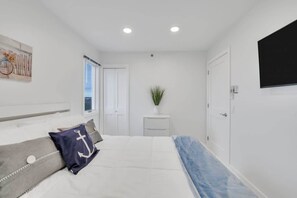 1 slaapkamer, een strijkplank/strijkijzer, wifi