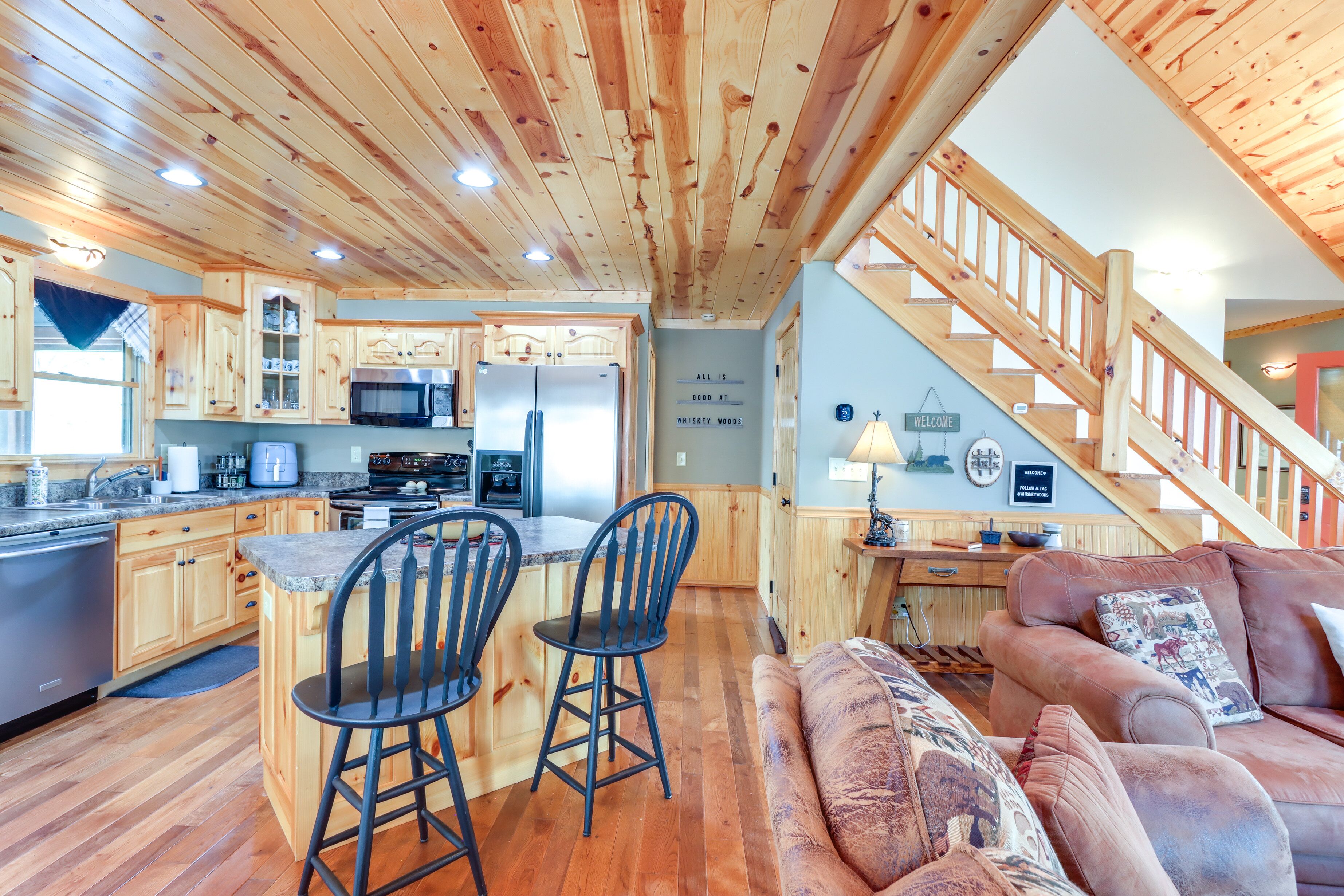 North Georgia Cabin Rental: Hot Tub, Resort Access