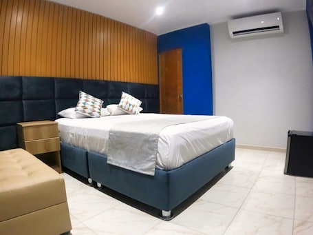 Ropa de cama de alta calidad, cubrecamas y colchones con efecto memoria