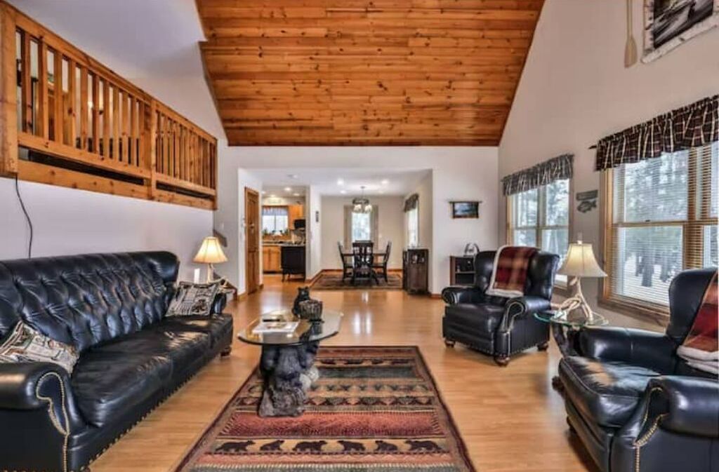 Slice of Heaven with 3,000' Shoreline on Turtle Flambeau Flowage                