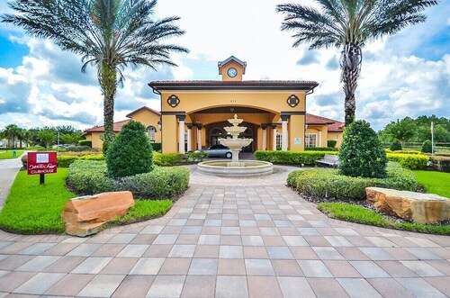 Everlasting Summer | 5BR Luxury Watersong Resort Villa w/ South-Facing Pool, Spa