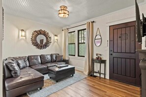 Smart TV, fireplace, offices