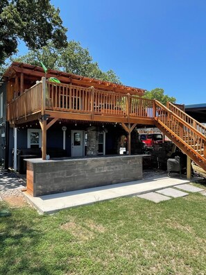 Exterior - Blaze’s Lake Party Spot (Fort Worth)