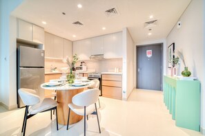 Fridge, microwave, oven, dishwasher