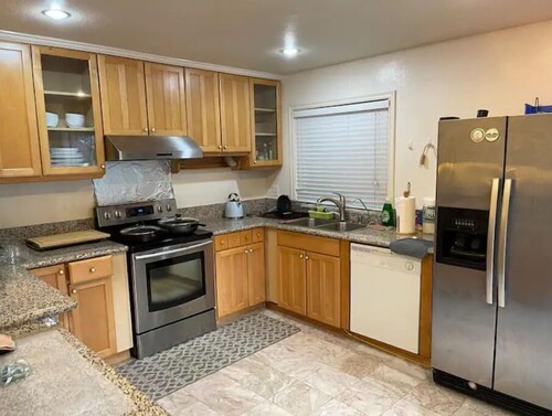Sweet 3 Bedroom condo in Hacienda Heights