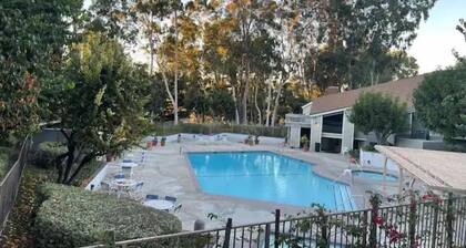 Sweet 3 Bedroom condo in Hacienda Heights