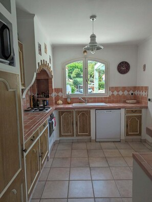 Private kitchen - Villa Cavalière 15 min from the beach (Le Lavandou)