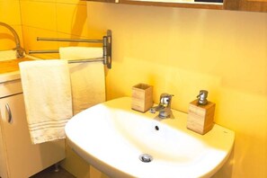 Shower, hair dryer, bidet - Bohème B&B - Puccini (Palermo)