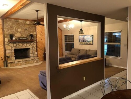 Panoramic views of lake Whitney