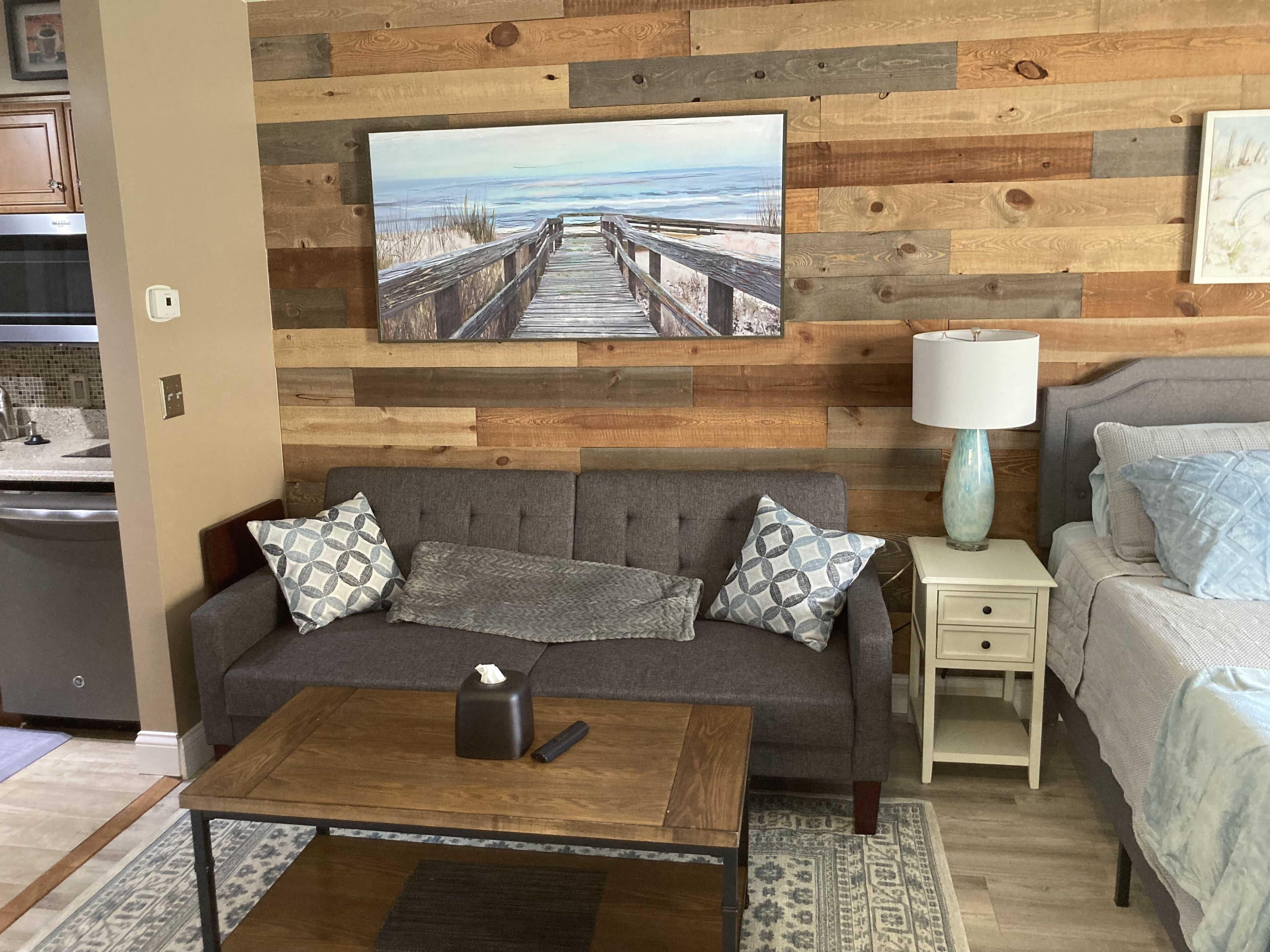 Cozy Beachfront Condo on the Bay