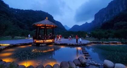 Yandangshan Wang Fenglou Hotel