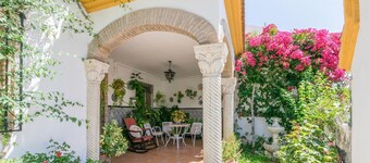 Nice home in Fuente Tojar with WiFi