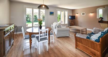 Nice home in Rognonas with WiFi