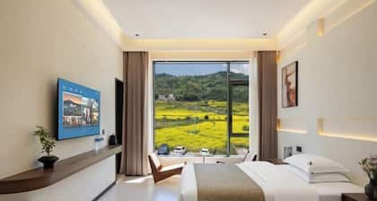 Huangjia Inn