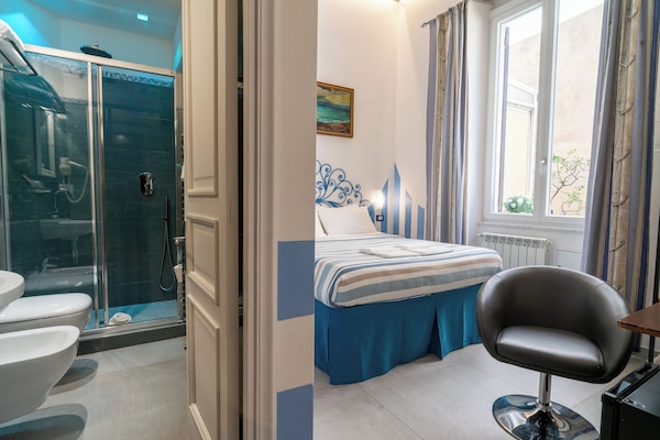 Classic Room | Premium bedding, pillowtop beds, in-room safe, individually decorated