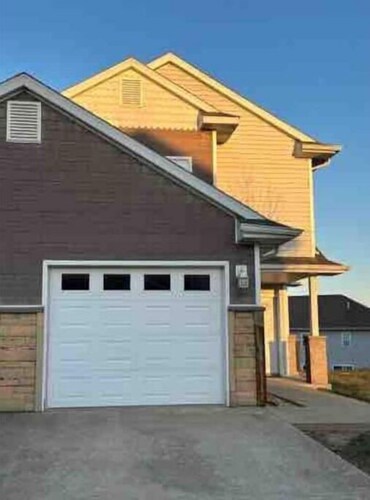 Spacious 3 Bedroom Comfy Home