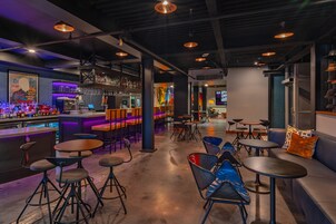 Bar (di hartanah)