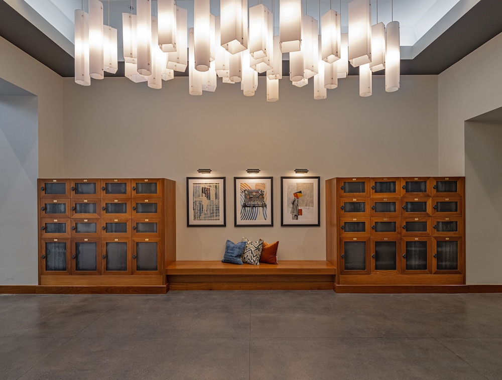 Moxy Phoenix Downtown by null