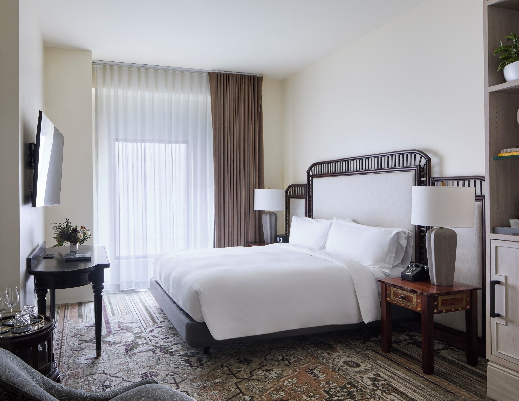 Premium bedding, minibar, in-room safe, individually furnished