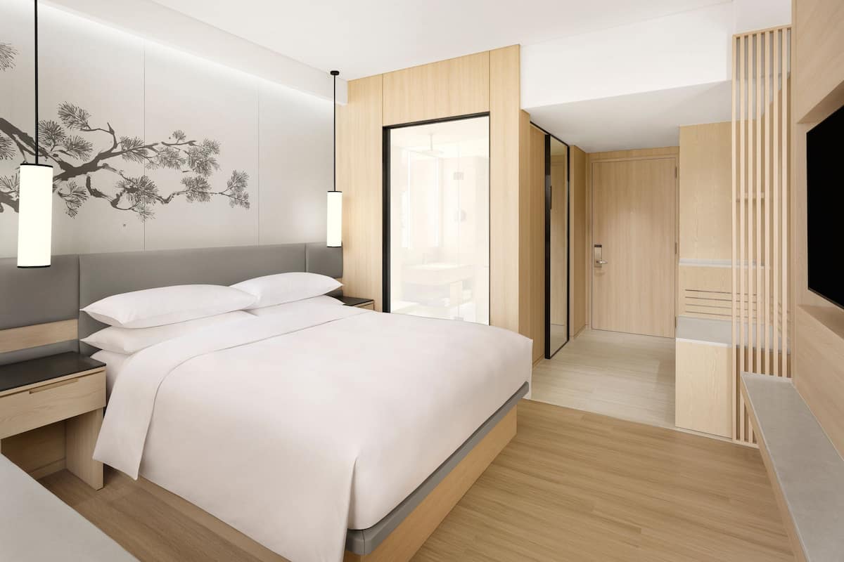 1 bedroom, in-room safe, desk, laptop workspace