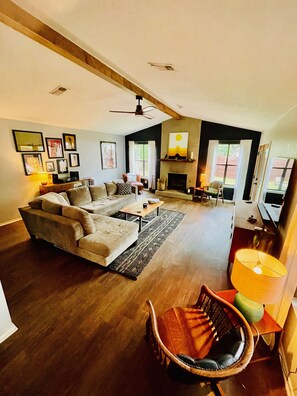 Smart TV, books, music library, stereo